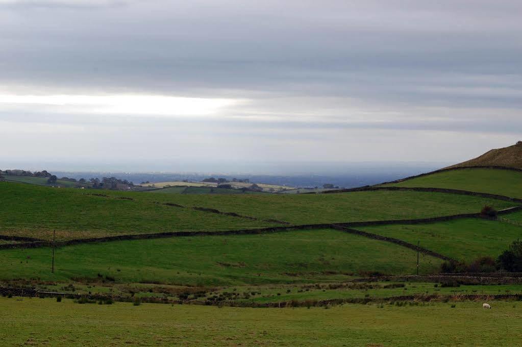 Common Barn Farm B & B Macclesfield Exteriör bild
