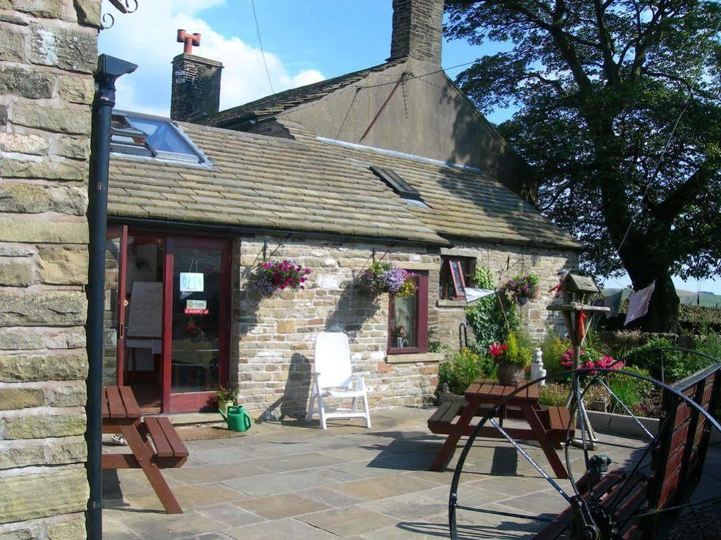 Common Barn Farm B & B Macclesfield Exteriör bild